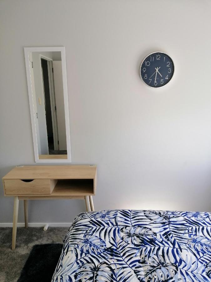 Double Room With Shared Bathroom Auckland Exterior photo
